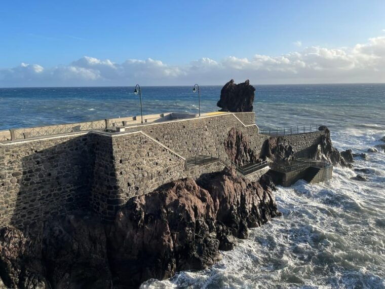 madeira-sunny-south-side-cabo-girao-waterfalls-c-lobos