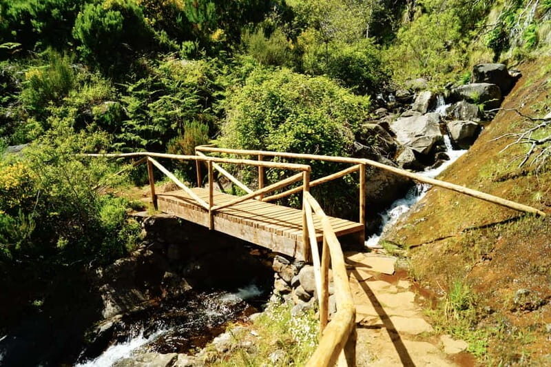 Madeira : Sunrise at Pico do Arieiro + 2 Hikes - PR1 and PR3 - Transportation and Practicalities