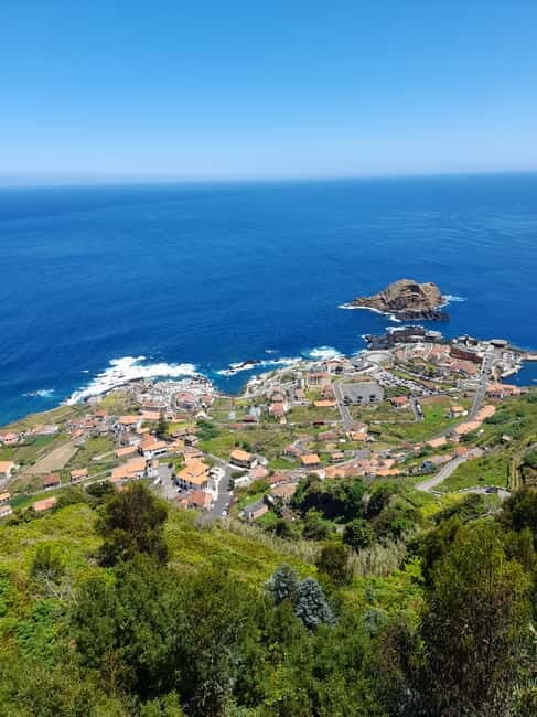 Madeira: West and East Madeira Top Highlights Tour - Heading to the West: Ponta do Pargo Lighthouse and More