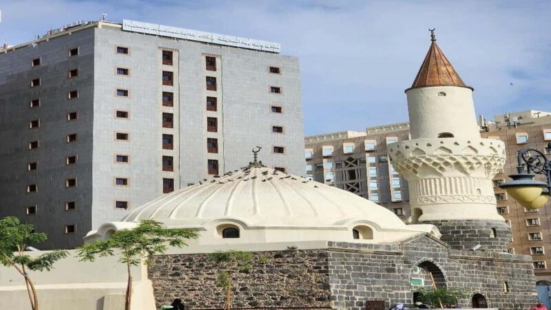 Madinah: Private Ziyarah Tour with Hotel Pickup - Key Points