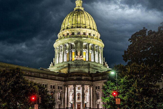 madison-ghosts-haunts-spirits-and-poltergeists-walking-tour