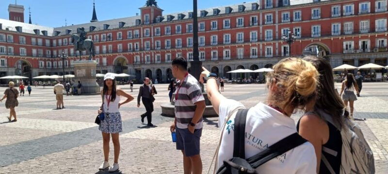 madrid-1-5-hour-city-highlights-guided-walking-tour