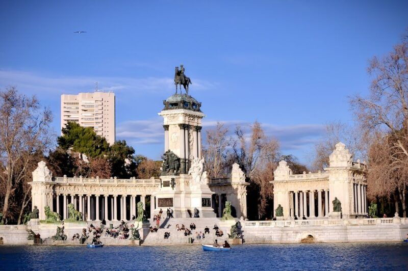 madrid-1-5-hour-retiro-park-guided-walking-tour