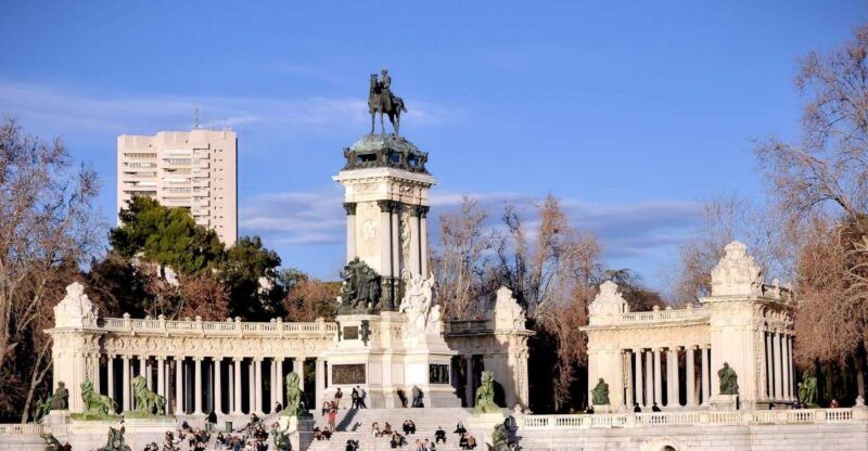 madrid-1-5-hour-retiro-park-guided-walking-tour