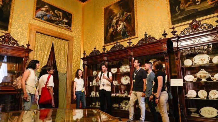 madrid-4-hour-bus-tour-with-royal-palace-admission