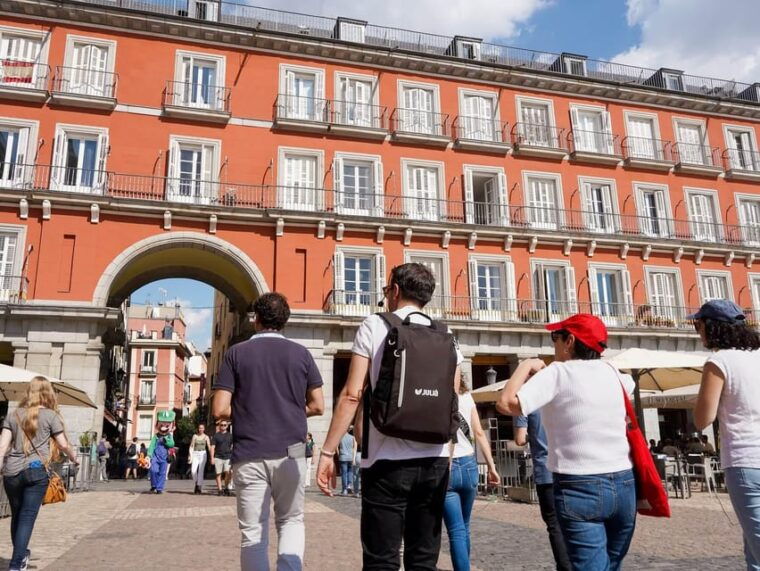 madrid-4-hour-bus-tour-with-royal-palace-admission