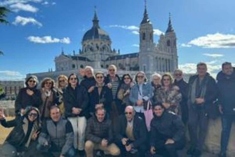 Madrid: 4-Hour Tuk Tuk Guided Tour - Exploring Madrid in a Tuk Tuk: What to Expect