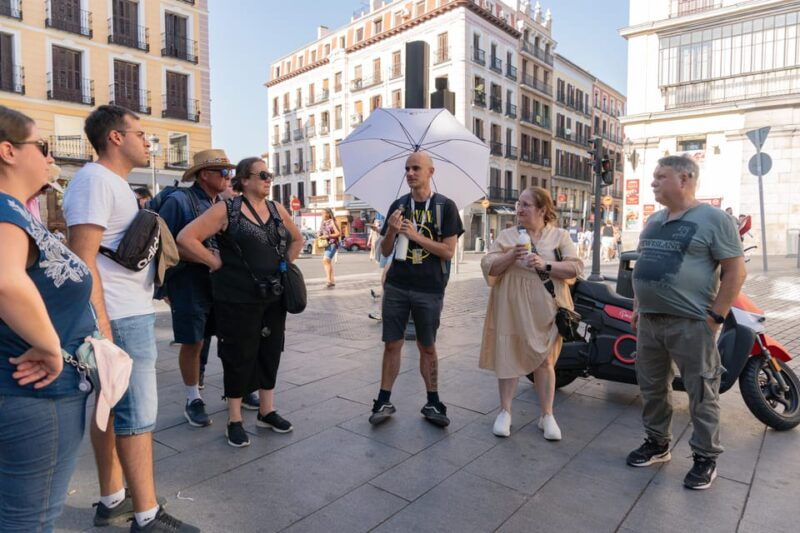 madrid-afternoon-royal-palace-and-almudena-cathedral-tour