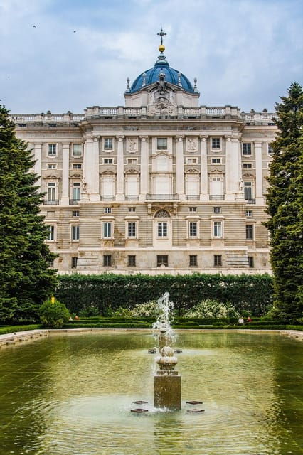 madrid-afternoon-royal-palace-and-almudena-cathedral-tour