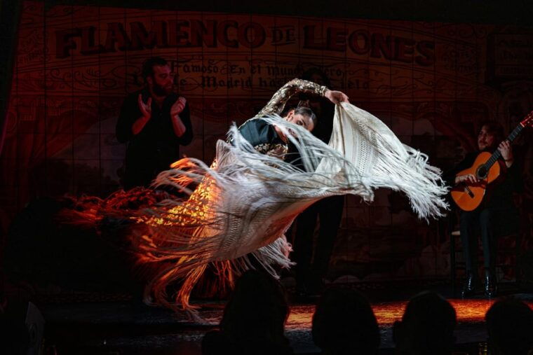 madrid-authentic-flamenco-at-flamenco-de-leones-with-drink