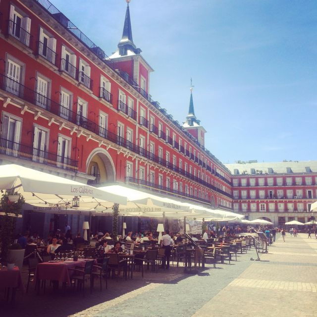 madrid-capture-the-most-photogenic-spots-with-a-local