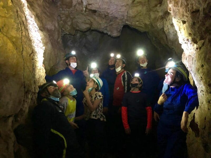 madrid-caving-and-rappelling-adventure-with-transport