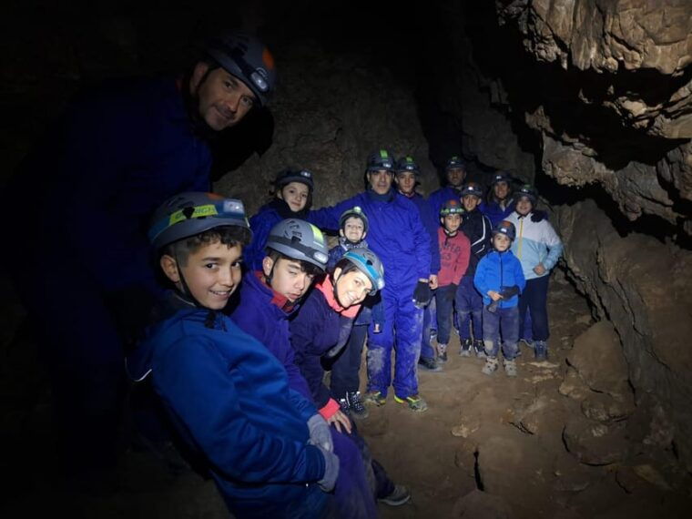 madrid-caving-and-rappelling-adventure-with-transport