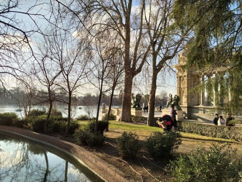 madrid-cibeles-rooftop-retiro-park-guided-walking-tour