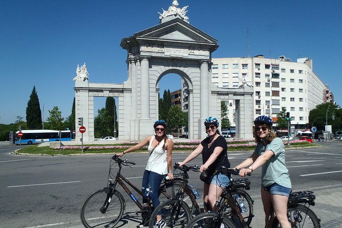 madrid-city-tour-regular-bike-reduced-groups
