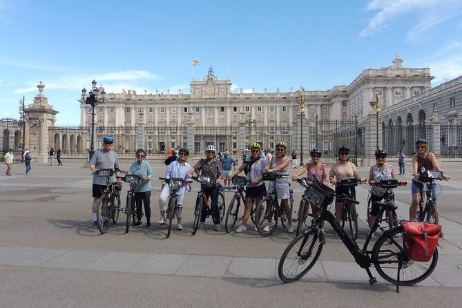 madrid-city-tour-regular-bike-reduced-groups