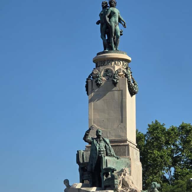 Madrid Contrasts Tour: Guided Bus and Walking Tour - Who Will Love This Tour?