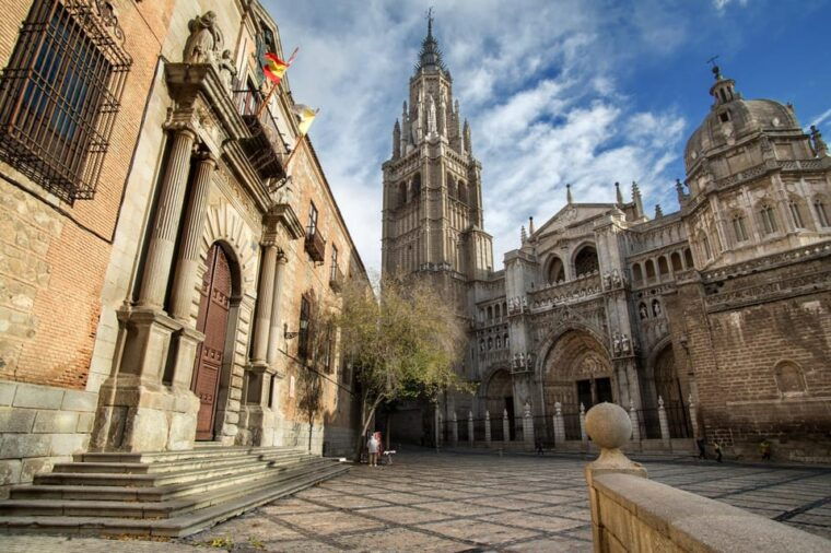 madrid-day-trip-to-toledo-with-walking-tour-small-group