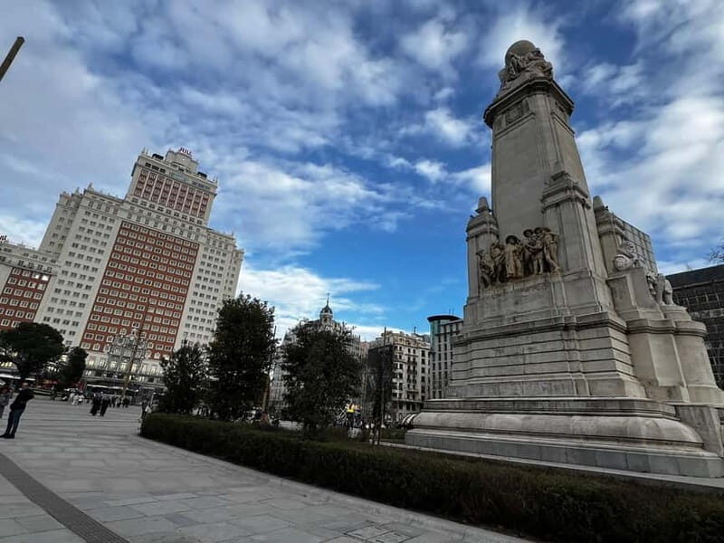 Madrid Downtown: Shopping Tour with Personal Shopper - The Practical Side: Timing, Cost, and Group Size