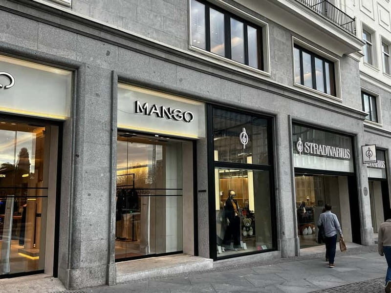 Madrid Downtown: Shopping Tour with Personal Shopper - Authentic Insights from Reviewers