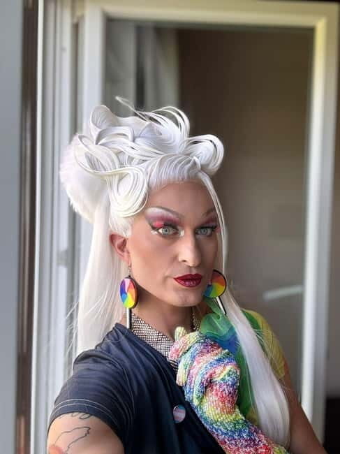 Madrid: Drag Queen Guided City Tour - The Experience: What Really Matters