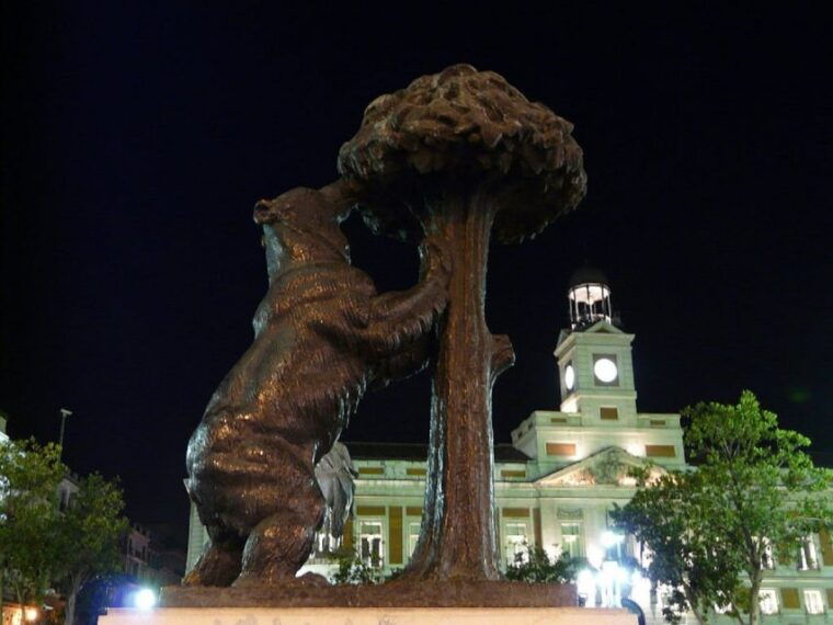 madrid-enchanted-evening-walking-tour-in-spanish