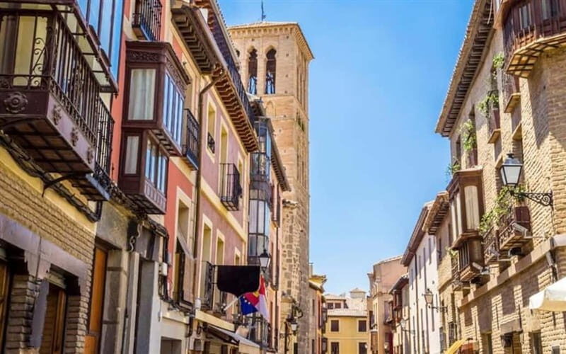 Madrid: Essential Madrid with Trip to Toledo - Practical Tips for Travelers
