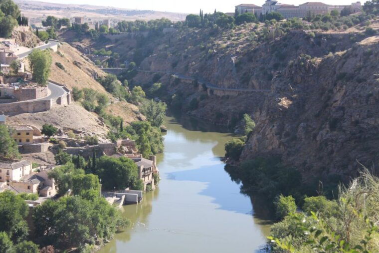 madrid-full-day-guided-tour-of-toledo-with-cathedral-visit