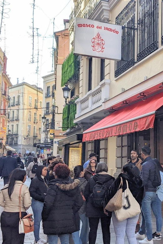 madrid-guided-tour-in-urban-and-historic-centre