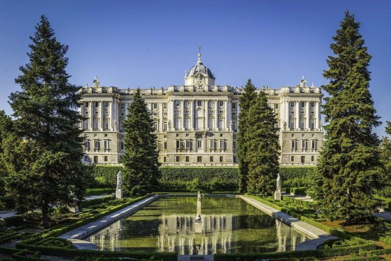 madrid-guided-tour-of-the-royal-palace-with-fast-access