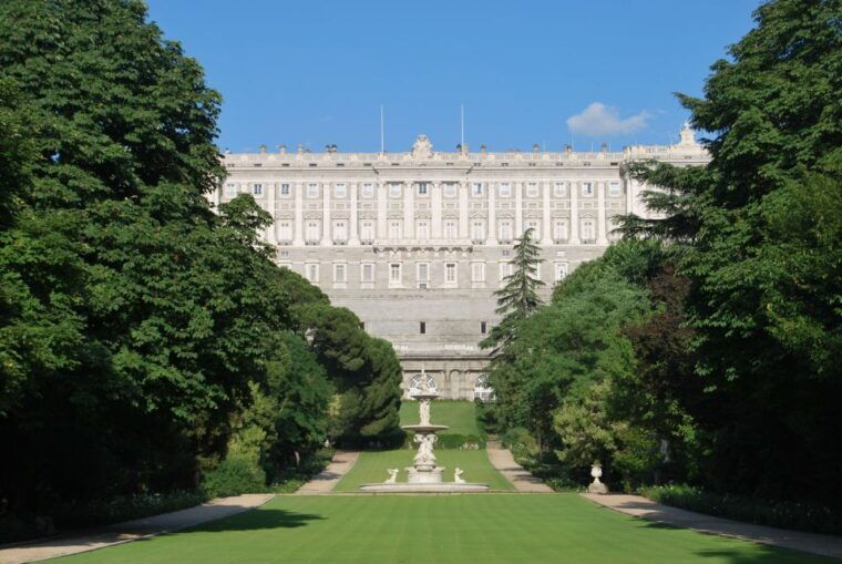 madrid-guided-visit-to-the-royal-palace