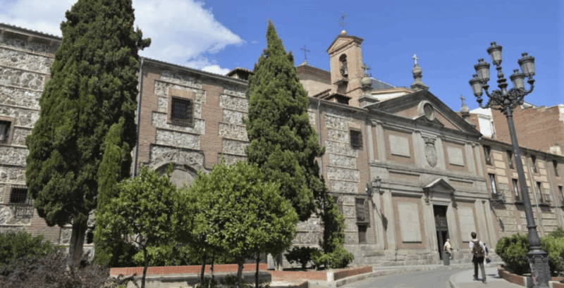 madrid-guided-walking-tour-of-the-monastery-of-the-barefoot-nuns