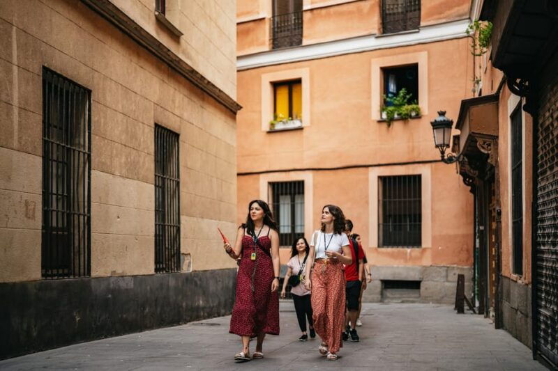madrid-highlights-entrance-to-prado-museum