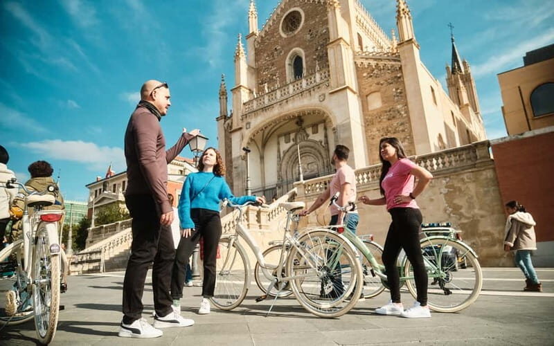 Madrid: Highlights Guided Vintage Bike Tour and Tapas Option - FAQs