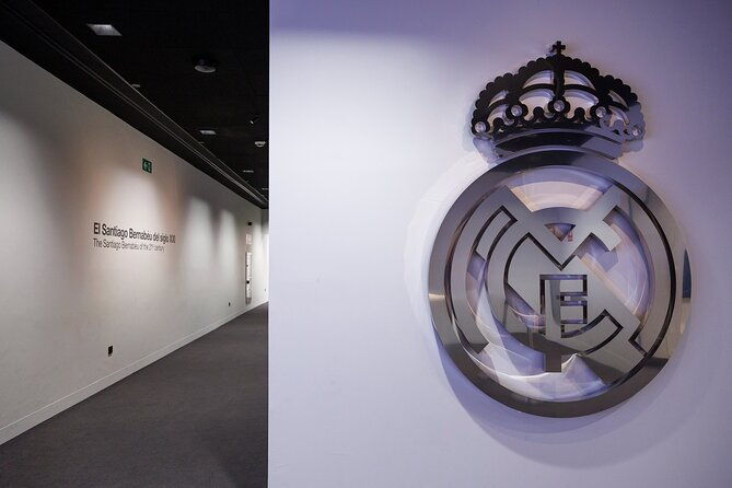 madrid-highlights-tour-with-santiago-bernabeu-stadium-entrance