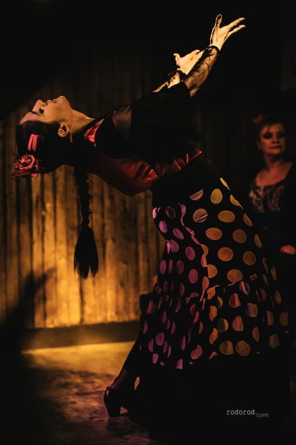 madrid-local-flamenco-show-at-el-cortijo