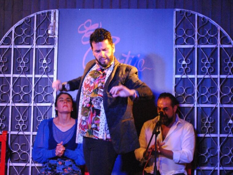 madrid-local-flamenco-show-at-el-cortijo