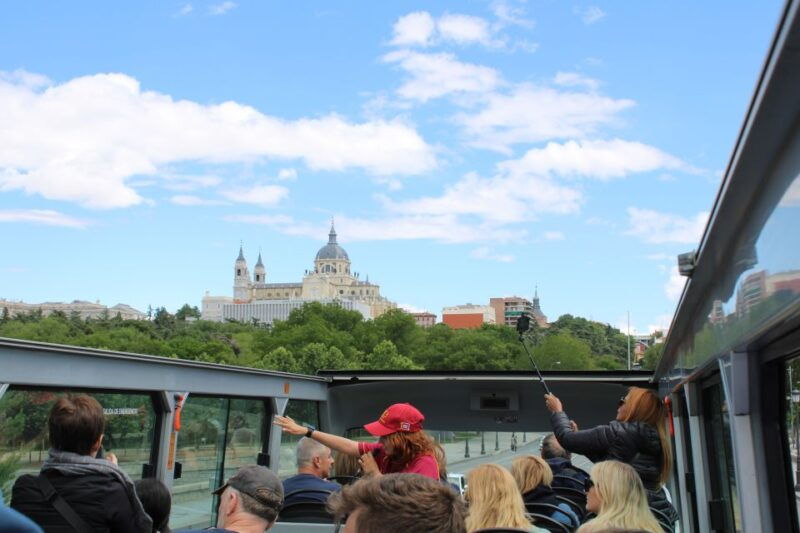 madrid-panoramic-open-top-bus-day-or-night-tour-with-guide