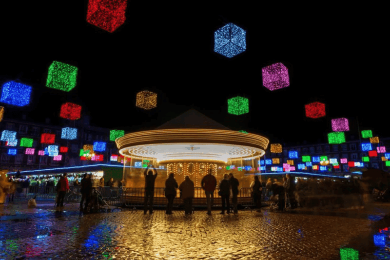 madrid-plaza-mayor-christmas-market-city-walking-tour