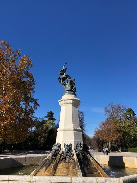 madrid-prado-avenue-and-retiro-park-guided-walking-tour