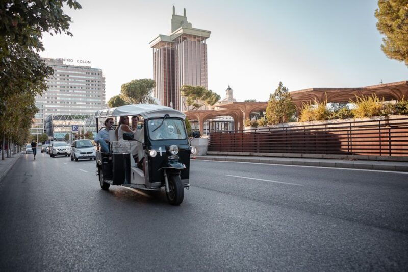 madrid-private-city-tour-by-eco-tuk-tuk