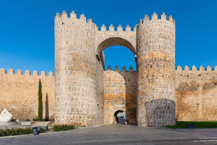 madrid-private-day-trip-to-avila-segovia