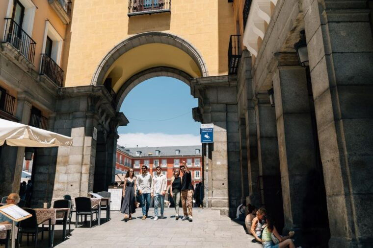 madrid-private-guided-tour-explore-old-town-with-an-expert