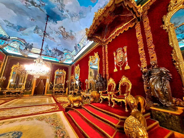 madrid-private-tour-royal-palace-cathedral-old-city