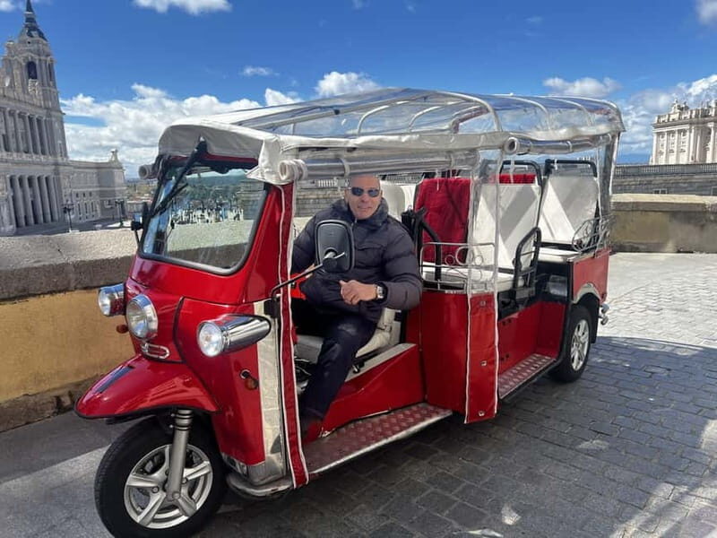 Madrid: Private Tuk Tuk Tour 1 hour - The Sum Up