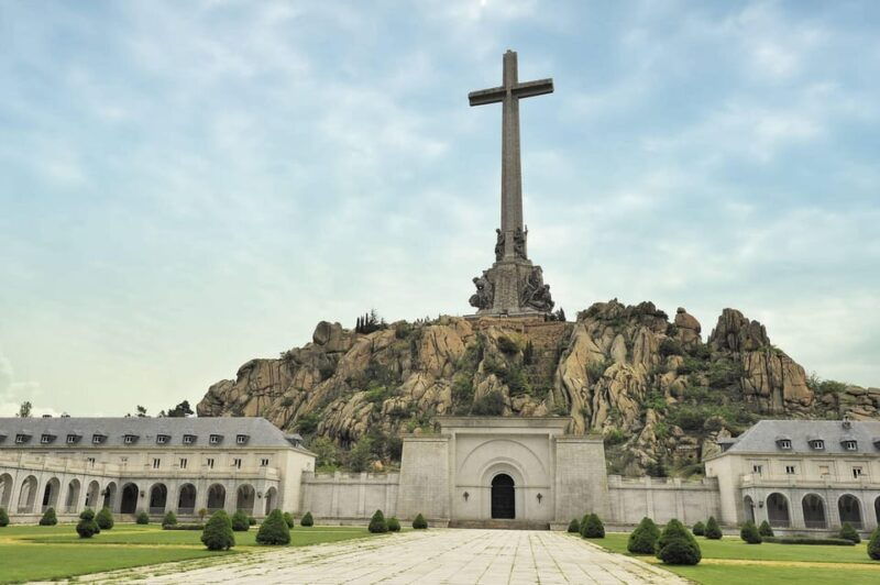 madrid-private-valley-of-the-fallen-monastery-day-trip