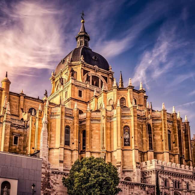 Madrid: Private Walking Tour with the Royal Palace Option - Key Points