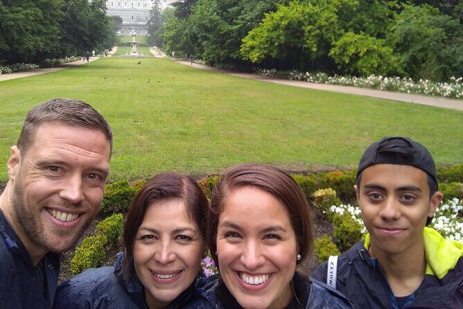 Madrid Retiro Park Electric Bike Tour (Small group, Semi Private) - The Guide and Group Dynamics