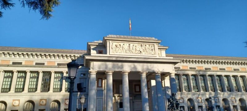 madrid-retiro-park-walking-tour-with-prado-museum-ticket