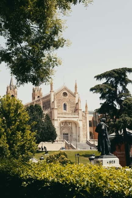 Madrid Retro Tour Madrid- 30 min - FAQs